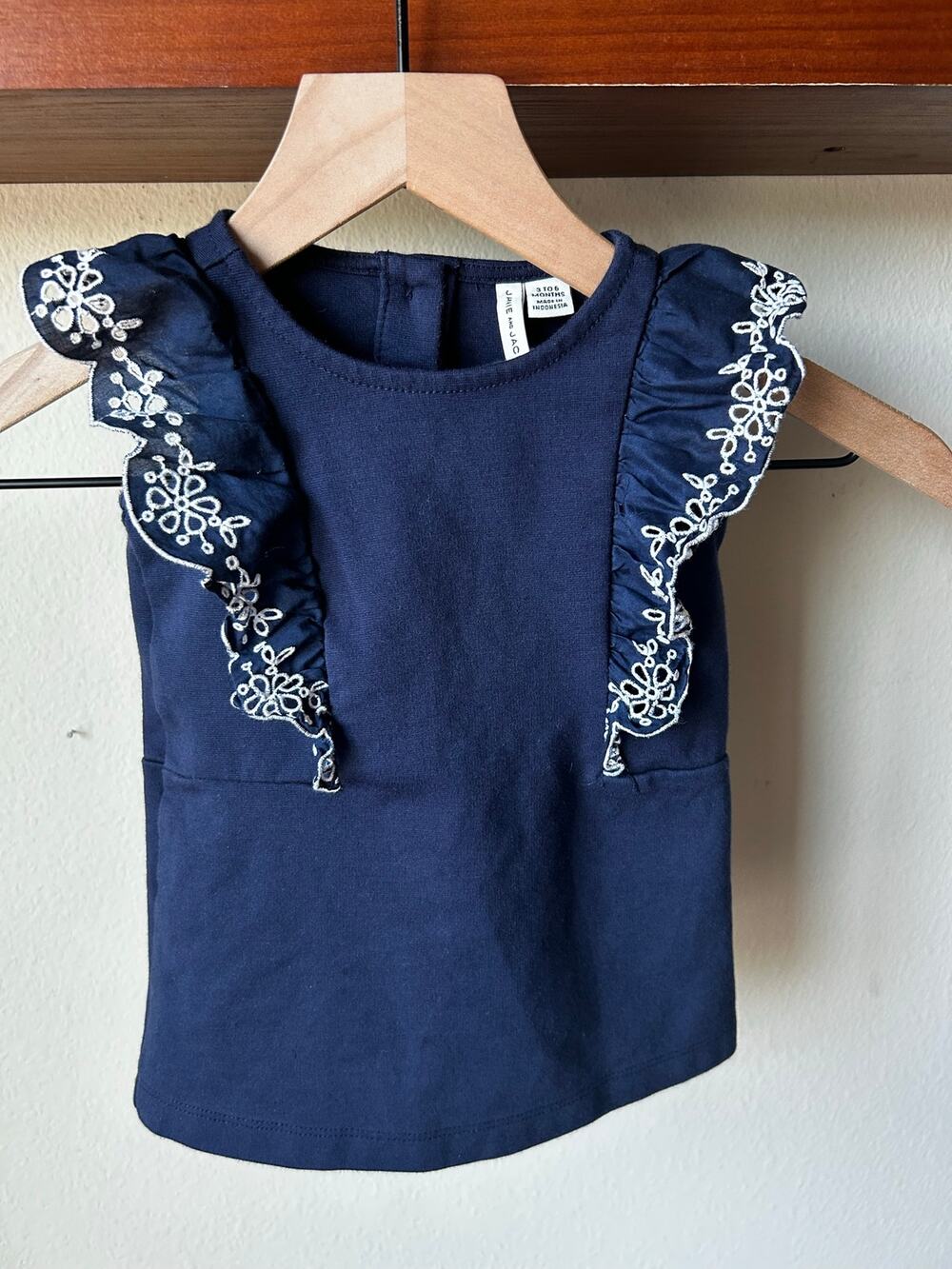 Janie and Jack Infant Girls Embroidered Ruffle Sleeve Top / Blouse